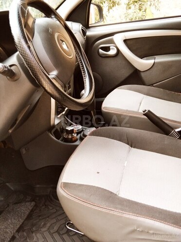 Renault Duster 2013, 185,000 km - 2.0 l - Qusar