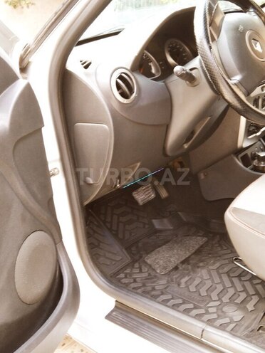 Renault Duster 2013, 185,000 km - 2.0 l - Qusar