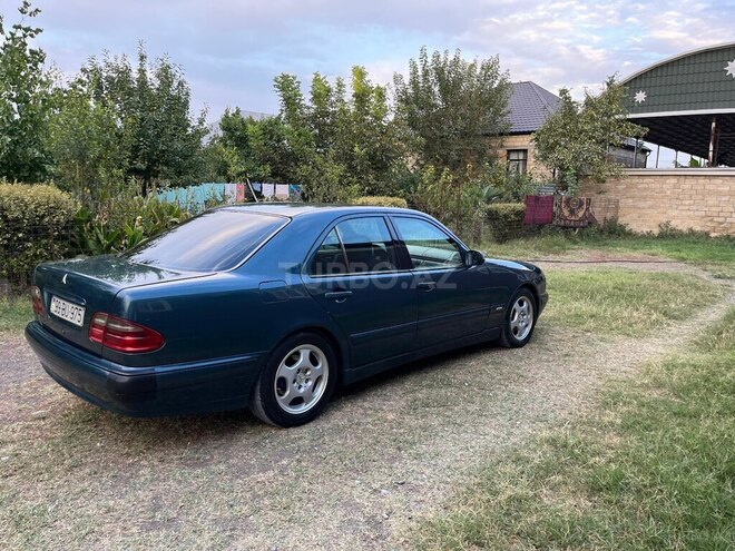 Mercedes E 220 d 1999, 430,000 km - 2.2 l - Bərdə