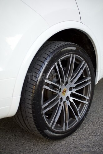 Porsche Cayenne 2017, 143,000 km - 3.6 l - Bakı