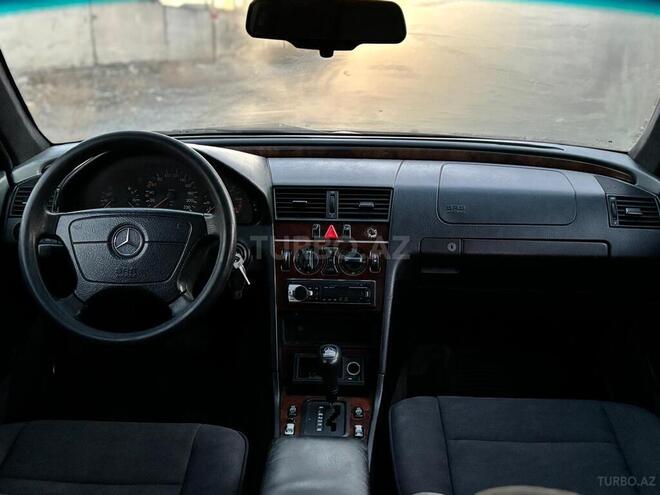 Mercedes C 250 1996, 325,565 km - 2.5 l - Sumqayıt
