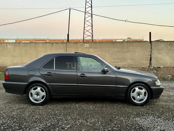 Mercedes C 250 1996, 325,565 km - 2.5 l - Sumqayıt