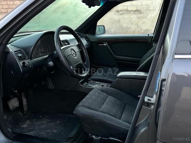 Mercedes C 250 1996, 325,565 km - 2.5 l - Sumqayıt