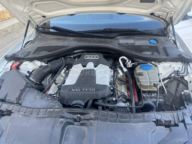 Audi A6 2014, 283,000 km - 3.0 л - Bakı