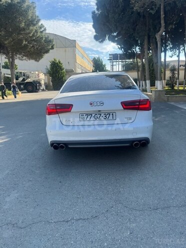Audi A6 2014, 283,000 km - 3.0 л - Bakı