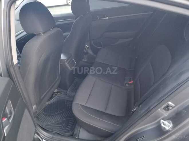 Hyundai Elantra 2017, 201,168 km - 2.0 л - Bakı