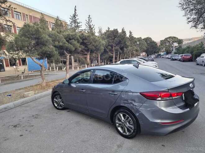 Hyundai Elantra 2017, 201,168 km - 2.0 л - Bakı