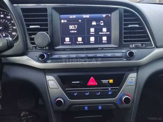 Hyundai Elantra 2017, 201,168 km - 2.0 л - Bakı