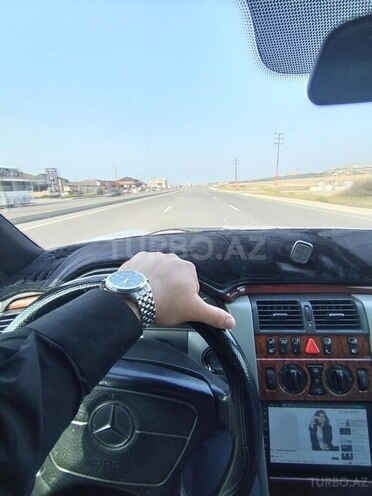 Mercedes E 290 1997, 700,000 km - 2.9 l - Bakı