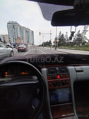 Mercedes E 290 1997, 700,000 km - 2.9 l - Bakı