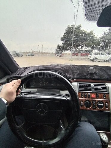 Mercedes E 290 1997, 700,000 km - 2.9 l - Bakı