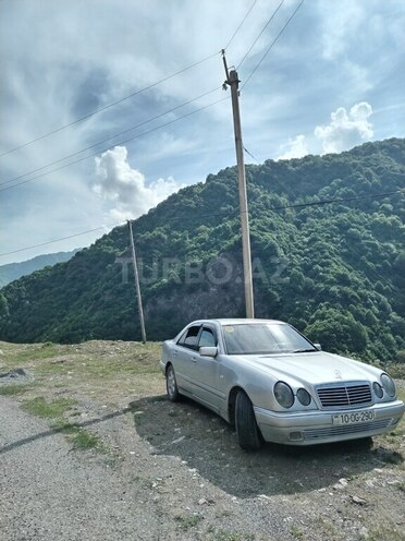 Mercedes E 290 1997, 700,000 km - 2.9 l - Bakı
