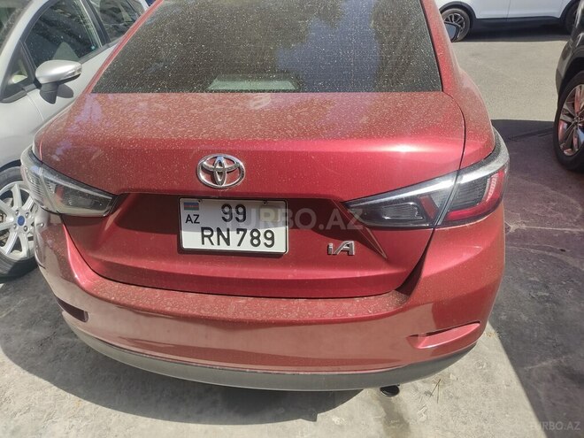 Toyota Yaris iA 2016, 101,000 km - 1.5 л - Bakı