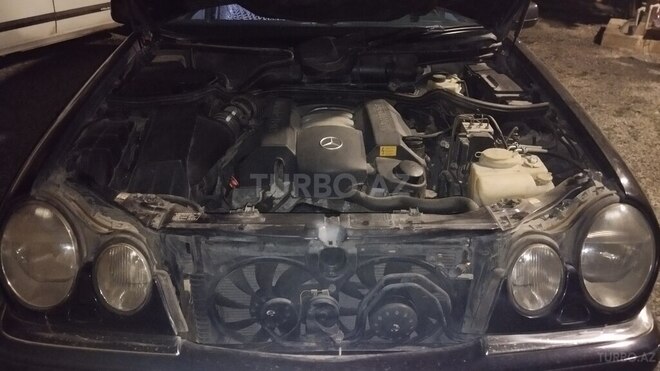 Mercedes E 240 1998, 466,634 km - 2.4 l - Gəncə
