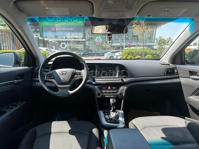 Hyundai Elantra 2017, 148,703 km - 2.0 л - Bakı