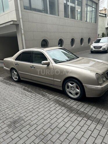 Mercedes E 230 1996, 465,000 km - 2.3 л - Bakı