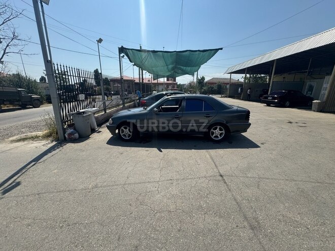 Mercedes C 220 1995, 805,000 km - 2.2 l - Sumqayıt