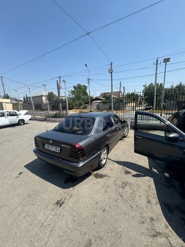 Mercedes C 220 1995, 805,000 km - 2.2 l - Sumqayıt