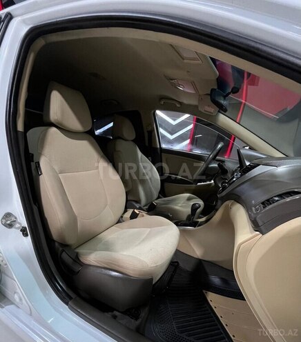 Hyundai Accent 2014, 209,215 km - 1.6 l - Sumqayıt