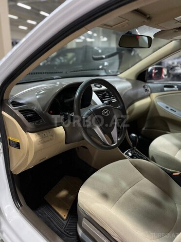 Hyundai Accent 2014, 209,215 km - 1.6 l - Sumqayıt