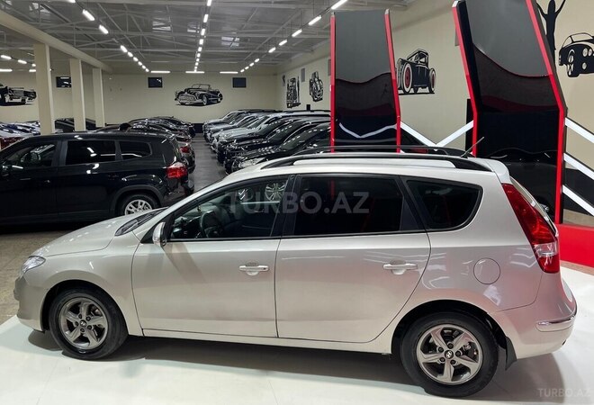Hyundai i30 2008, 295,000 km - 1.6 л - Sumqayıt