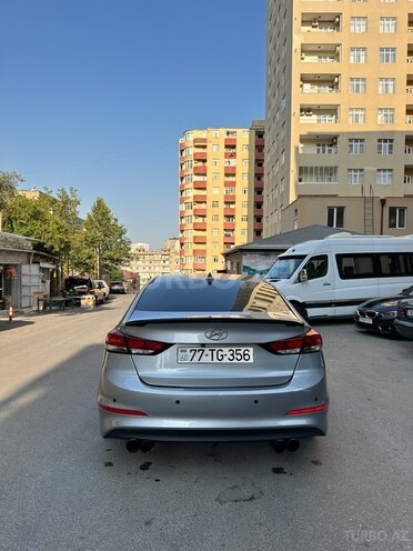 Hyundai Elantra 2017, 241,402 km - 2.0 l - Bakı
