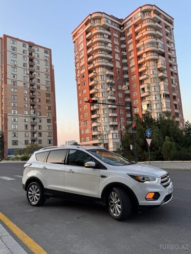 Ford Escape 2017, 147,000 km - 1.5 l - Bakı