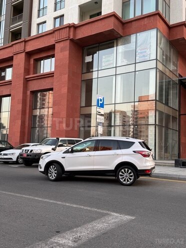 Ford Escape 2017, 147,000 km - 1.5 l - Bakı