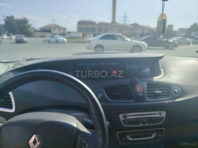 Renault Grand Scenic 2009, 290,000 km - 1.5 l - Gəncə