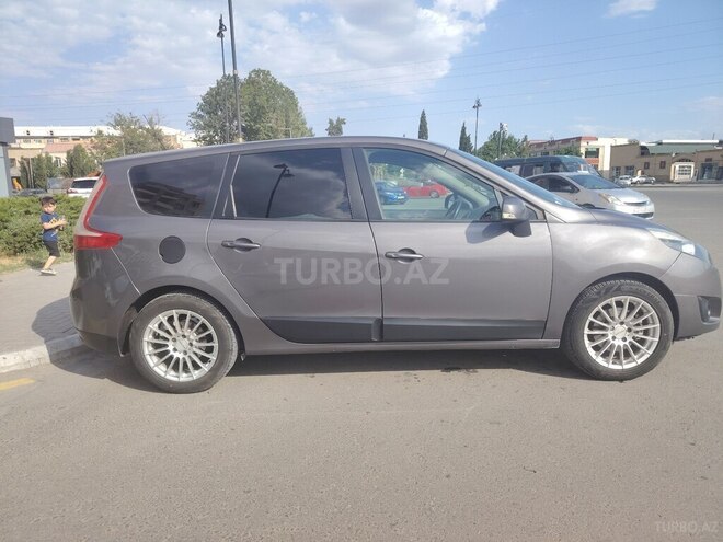 Renault Grand Scenic 2009, 290,000 km - 1.5 l - Gəncə