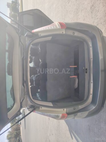 Renault Grand Scenic 2009, 290,000 km - 1.5 l - Gəncə