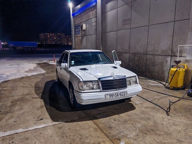 Mercedes E 200 d 1993, 276,543 km - 2.0 л - Bakı