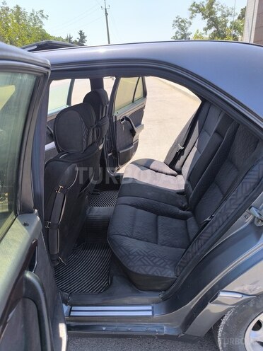 Mercedes C 180 1995, 331,412 km - 1.8 l - Xudat