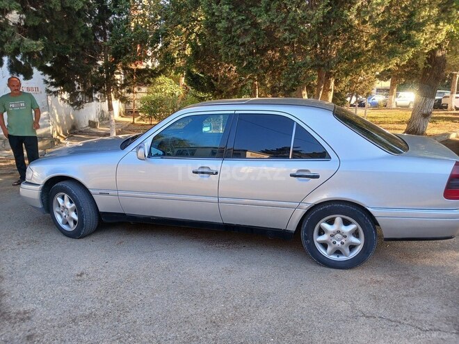 Mercedes C 180 1997, 367,000 km - 1.8 l - Bakı