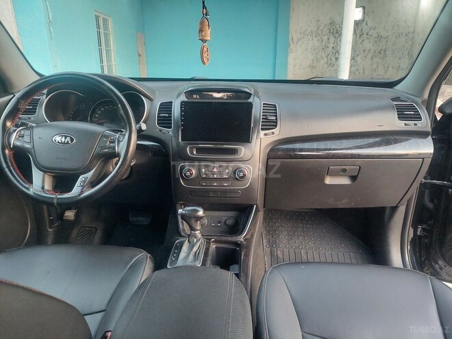 Kia Sorento 2013, 27,000 km - 2.4 l - Ucar