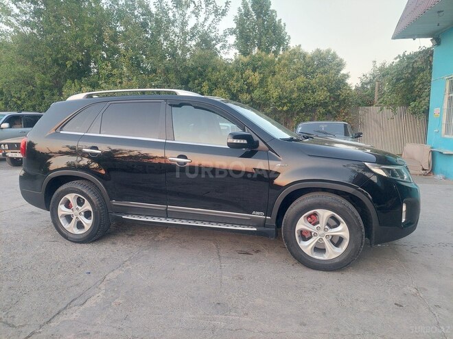 Kia Sorento 2013, 27,000 km - 2.4 l - Ucar