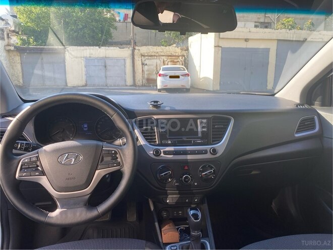 Hyundai Accent 2018, 141,414 km - 1.4 л - Bakı