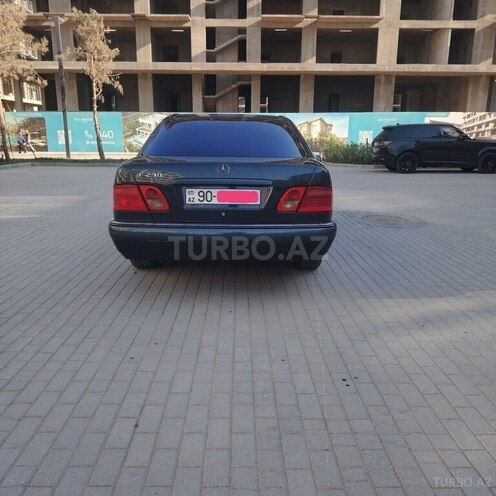 Mercedes E 230 1996, 412,000 km - 2.3 l - Bakı