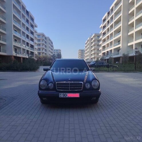 Mercedes E 230 1996, 412,000 km - 2.3 l - Bakı