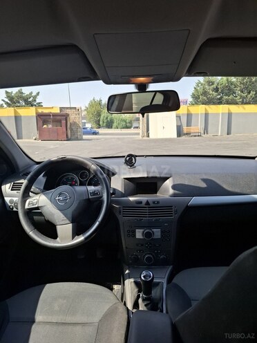 Opel Astra 2006, 200,105 km - 1.3 l - Bakı