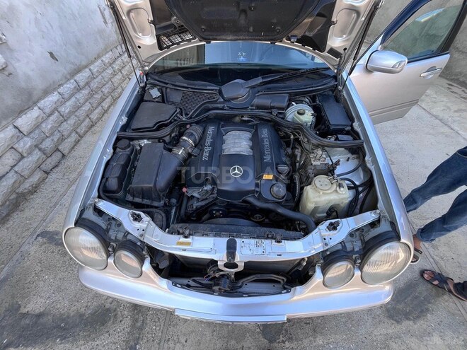 Mercedes E 240 2000, 210,000 km - 2.4 l - Masallı