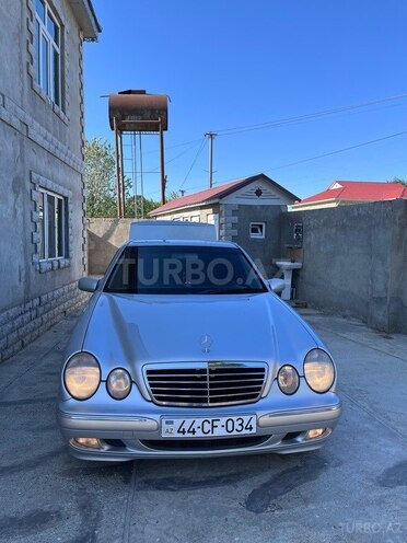 Mercedes E 240 2000, 210,000 km - 2.4 l - Masallı