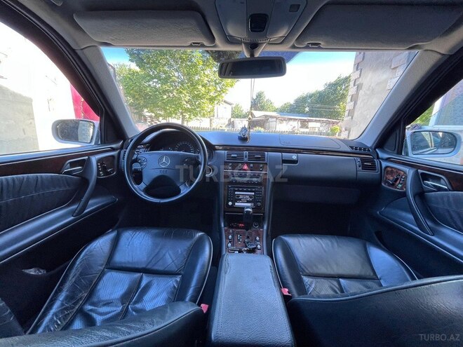Mercedes E 240 2000, 210,000 km - 2.4 l - Masallı