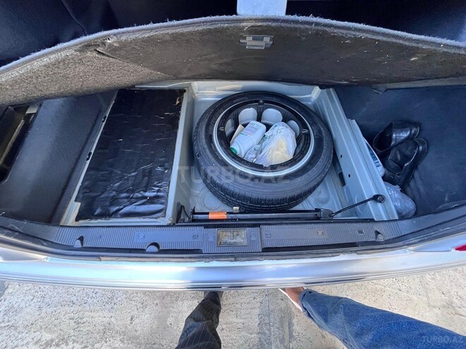 Mercedes E 240 2000, 210,000 km - 2.4 l - Masallı