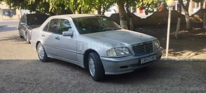 Mercedes C 220 d 1999, 330,000 km - 2.2 l - Biləsuvar