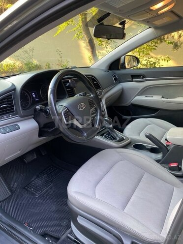Hyundai Elantra 2017, 208,000 km - 2.0 l - Bakı