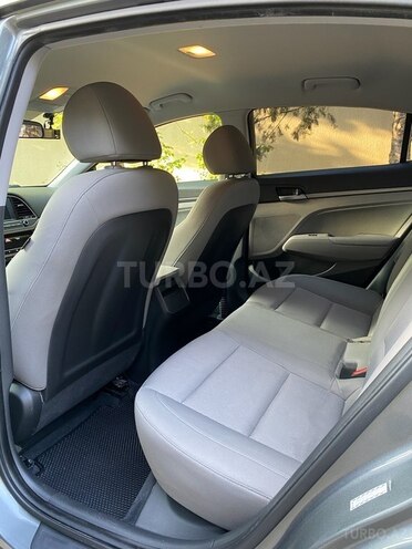 Hyundai Elantra 2017, 208,000 km - 2.0 l - Bakı