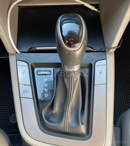 Hyundai Elantra 2017, 208,000 km - 2.0 l - Bakı