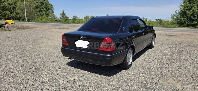 Mercedes C 220 1995, 450,000 km - 2.2 l - Masallı