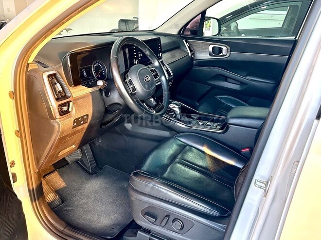 Kia Sorento-13